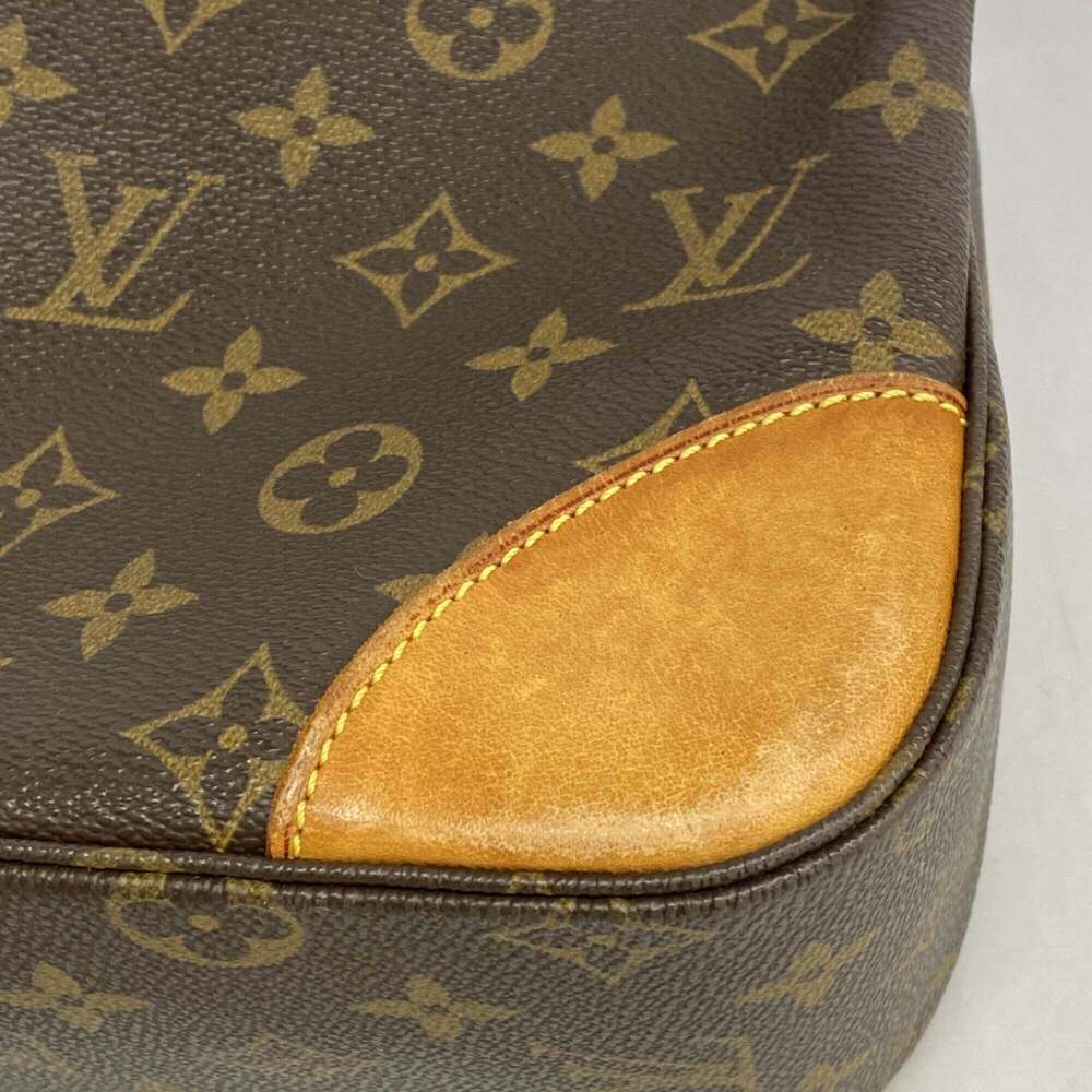 LOUIS VUITTON Brown Monogram Boulogne 30 Shoulder Bag - Picture 8 of 11